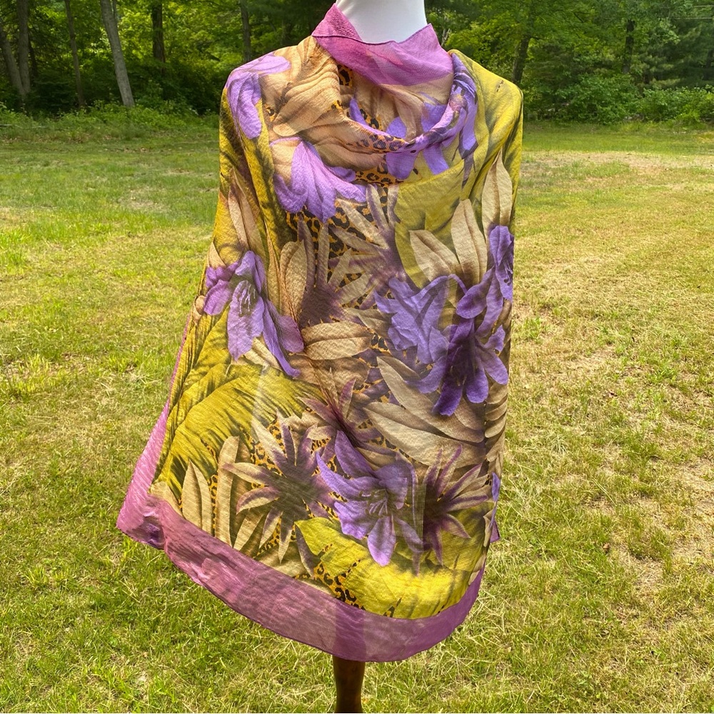 OSCAR DE LA RENTA SCARF PURPLE TAN GREEN SILK TROPICAL FLORAL ANIMAL PRINT